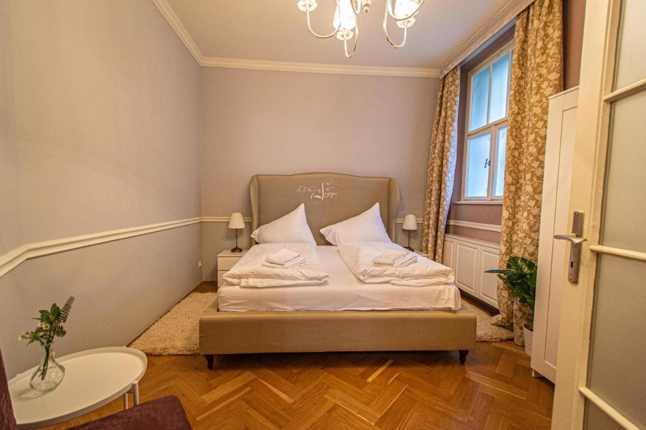 Luxury Central 150M2 Apartment On Wencelas Square With Private Garage Praga Exterior foto