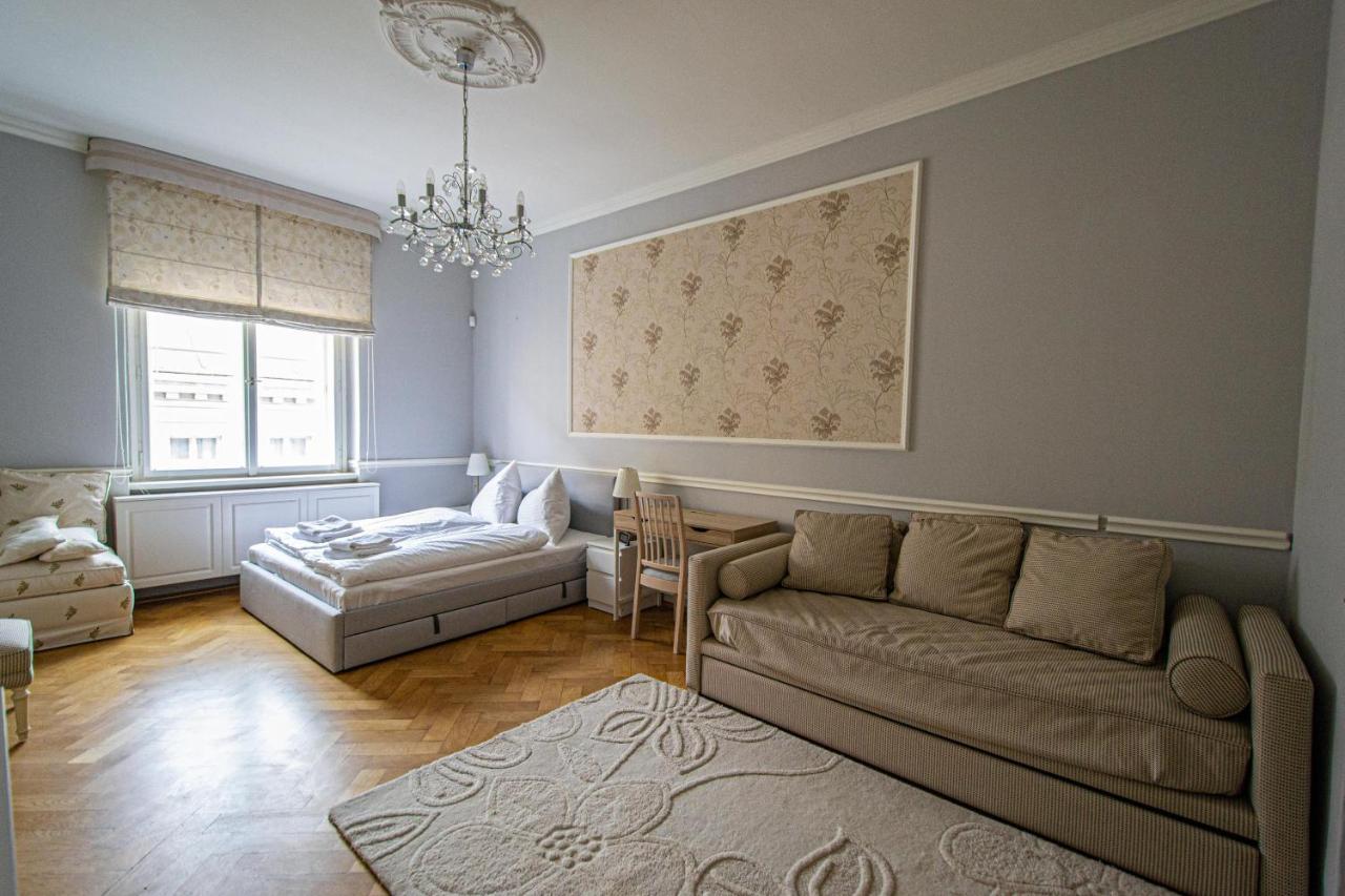 Luxury Central 150M2 Apartment On Wencelas Square With Private Garage Praga Exterior foto