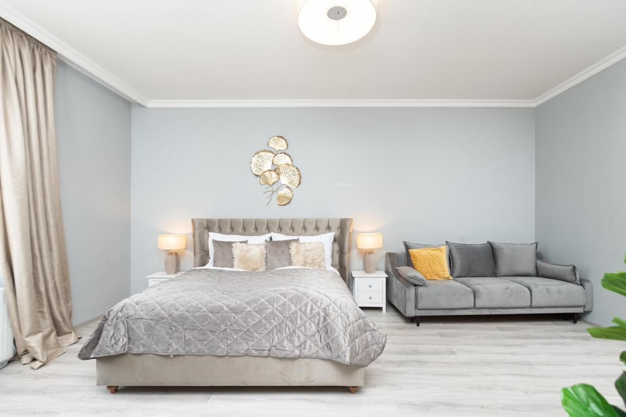 Luxury Central 150M2 Apartment On Wencelas Square With Private Garage Praga Exterior foto